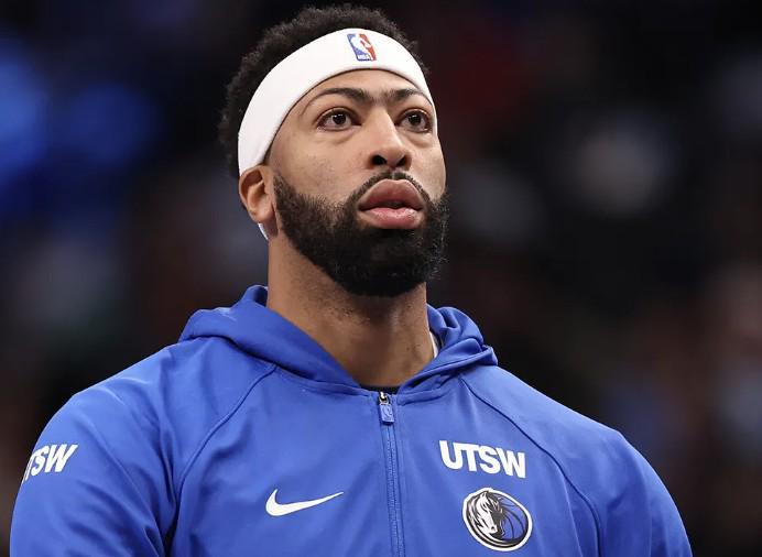 bifa必发APP下载-芬利谈交易浓眉：为了球队的长远未来，我们做了最有利的决策